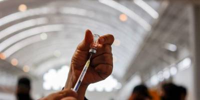 ВОЗ одобрила план выплаты компенсаций за серьезные побочные реакции после COVID-вакцинации