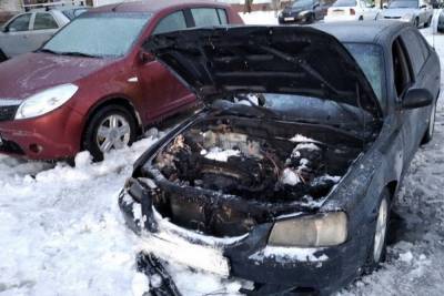 В Смоленске рано утром 23 февраля горел Hyundai Accent