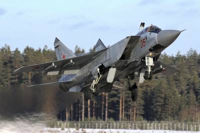 В небе Тверской области истребители отстрелялись ракетами «Воздух-воздух»