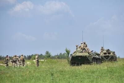 Украина запланировала провести военные учения на границе с Крымом