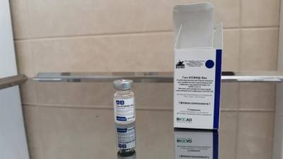 В Комздраве напомнили о вакцинации от коронавируса в ТЦ Петербурга