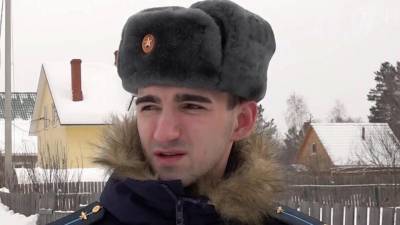 В Свердловской области молодой офицер спас из огня целую семью