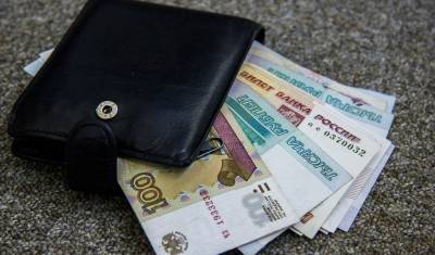 Половина россиян согласна зарабатывать меньше, если работа будет у дома