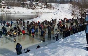 В Гродно ликвидировали самое рыбное место, где на 50 «квадратов» было около ста рыбаков