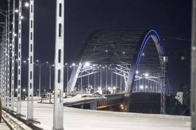 «Укравтодор» хочет достроить Подольский мост