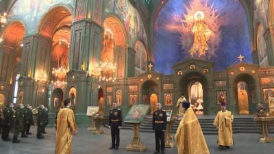 Главный храм ВС РФ получил в дар икону Георгия Победоносца