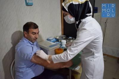 Адиль Салаватов: «Депутаты должны показать пример при вакцинации от коронавируса»