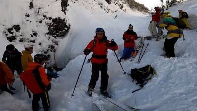 Момент падения покалечившегося в Сочи лыжника попал на видео