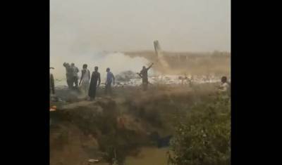 Военный самолет разбился в столице Нигерии