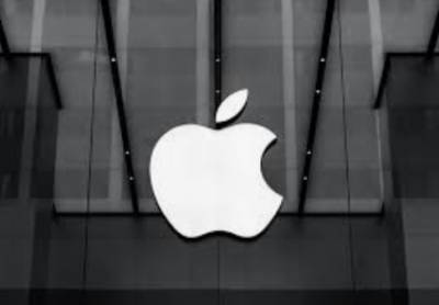 Apple стала лидером по проданным смартфонам впервые за четыре года