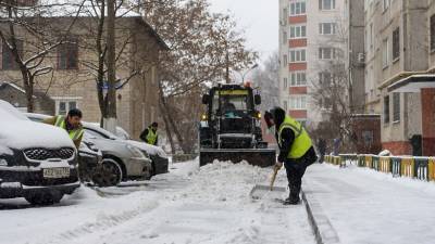 Серпуховских автовладельцев просят освободить дороги для проезда уборочной техники