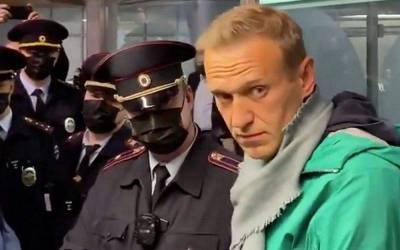 Британская пресса высмеяла антироссийские санкции ЕС за Навального