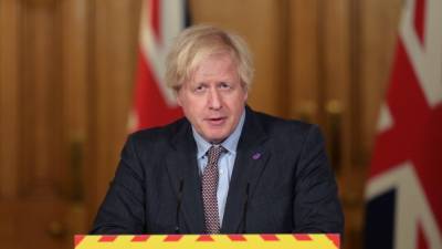Джонсон верит, что к концу июня в Британии снимут ограничения