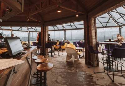 Курорт "Буковель" закроет кафе и рестораны из-за вспышки коронавируса