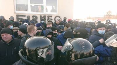 Во Львове произошли столкновения между радикалами и полицией – есть пострадавшие