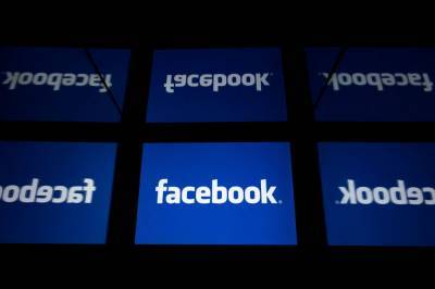 Канада намерена заставить Facebook платить СМИ за новости