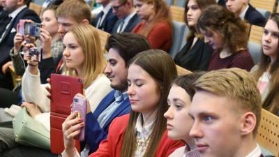В Роспотребнадзоре рассказали, как студентам-иностранцам попасть в РФ