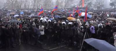 Армянская оппозиция снова вышла на протесты в Ереване