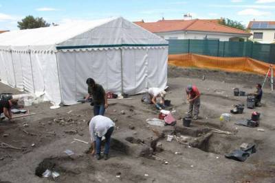 Археологи обнаружили 1000-летний погребальный комплекс