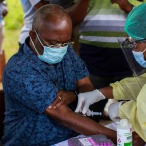 В Гвинее вакцинируют от Эболы после недавней вспышки