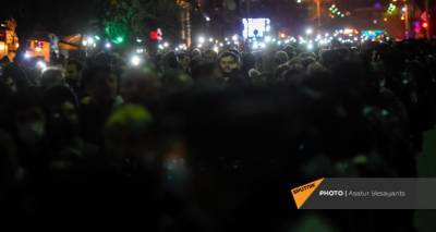 "Время и место не сообщается": оппозиция Армении переходит к децентрализованным действиям