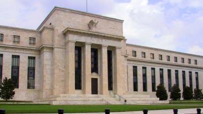 Глава ФРС заявил о готовности властей к длительному восстановлению экономики США