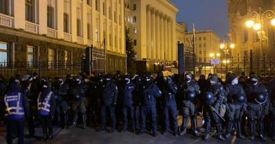 Акция в поддержку Стерненко: полиция и Нацгвардия стягивают силы к ОП