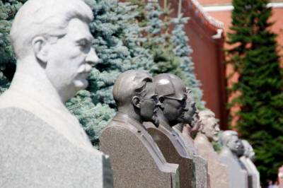 Бюст Сталина хотят установить в Воронеже