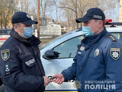 На Николаевщине полицейские офицеры общин получили новые служебные автомобили