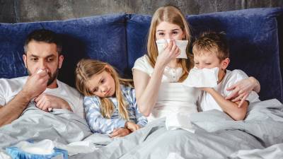 В РАН назвали срок возможного появления «симбиоза» COVID-19 и гриппа