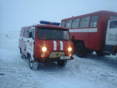 Челябинская область из-за бурана осталась без дорог и света. Как идет борьба со стихией