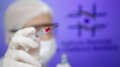 Россиянам рассказали о различии вакцин от отечественных производителей
