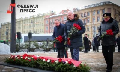 День защитника Отечества в Петербурге отметили торжественными церемониями