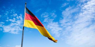 Смотри, читай и слушай. 5 сериалов, которые помогут выучить немецкий язык