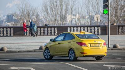 Таксисты взвинтили цены из-за метели на Южном Урале