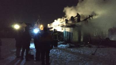 Пожарные спасли дом от огня в Грязях. Фото
