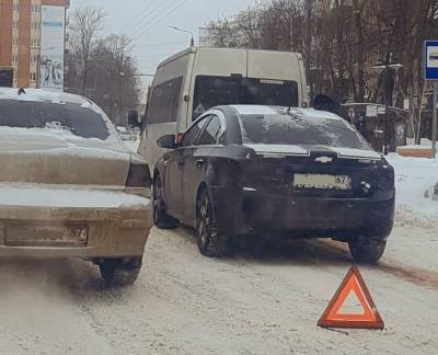 Транспортный коллапс в Смоленске продолжается