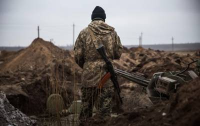 Под Донецком погиб террорист «ДНР», еще двое ранены