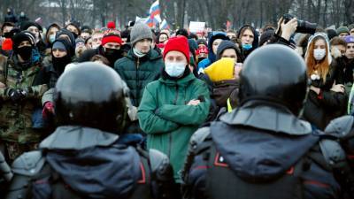 Путин увеличил штрафы за неповиновение правоохранителям на митингах