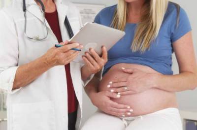 Якими є ризики викидня та мертвонародження у вагітних з COVID-19. Оцінки вчених