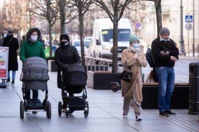 Кабмин Литвы решит вопросы продления карантина, ношения масок