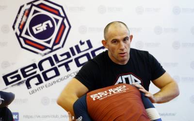 Сбежавшего из Украины фаната Путина исключили из рейтинга UFC