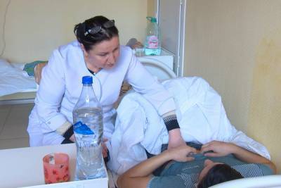 Более 20 человек с симптомами отравления госпитализированы в Каспийске