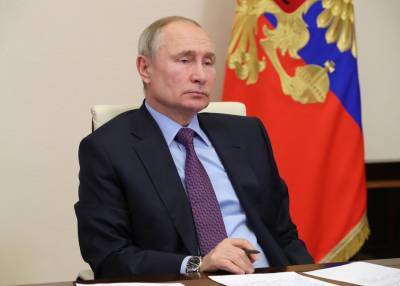 Путин подписал закон о штрафах за нарушение деятельности физлиц и НКО-иноагентов