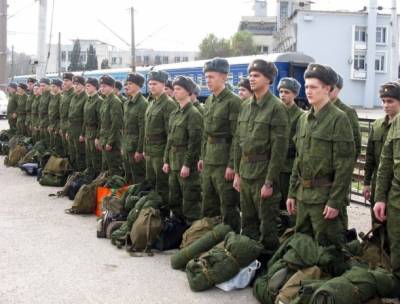 Срочная служба в российской армии остается