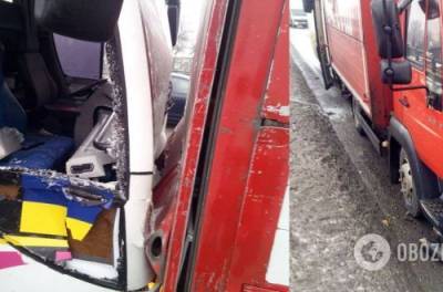 В Киеве автобус попал в ДТП: грузовику грубо смяли зад