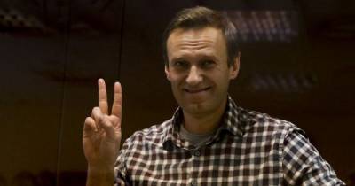 Amnesty International исключала Навального из списка "узников совести"