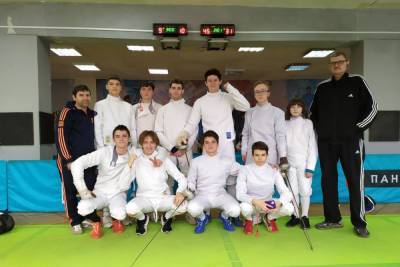 Фехтовальщики из ДНР стали призерами турнира в Таганроге