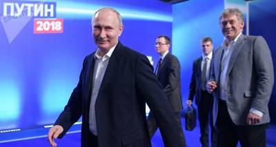Песков сказал, почему Путин предпочитает не носить головные уборы