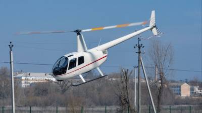 Вертолет Robinson едва не рухнул в Новгородской области